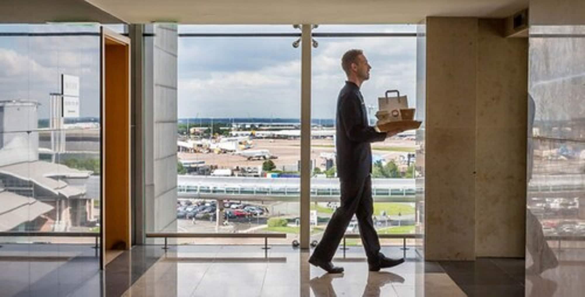 Hotel Clayton Hotel, Manchester Airport 4*