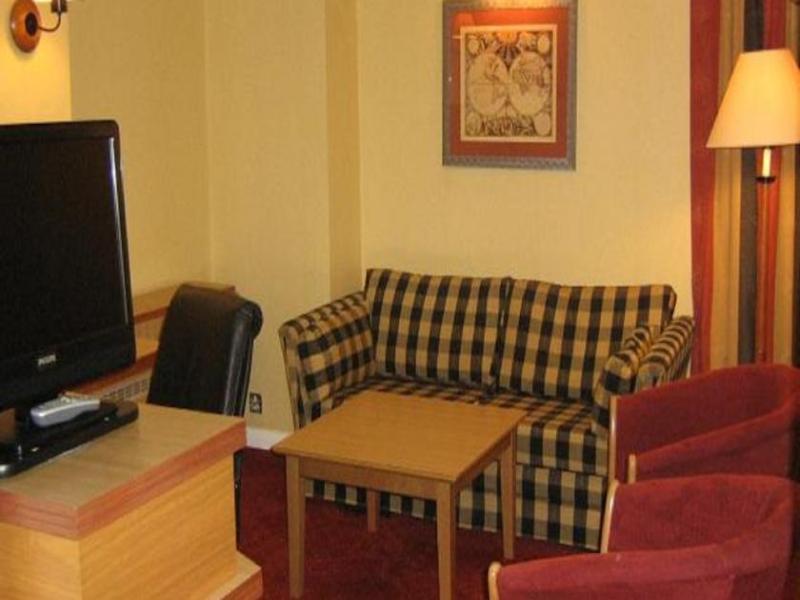 Clayton Hotel, Manchester Airport 4* Hale (Greater Manchester)